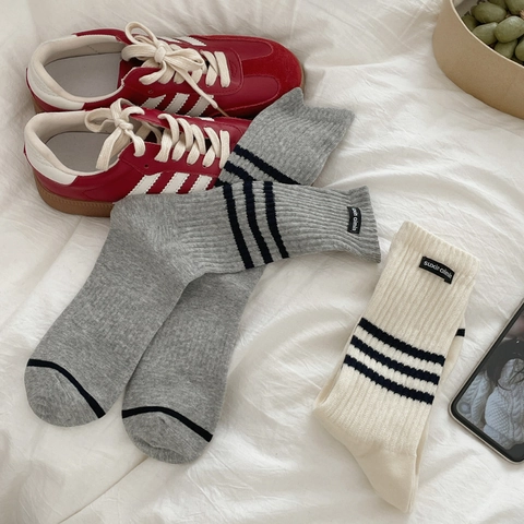 Gestreifte Crew Socken Damen Baumwollmischung Rippstrick Atmungsaktiv Sportlich Lässig Retro Stoffetikett Vielseitig Mode