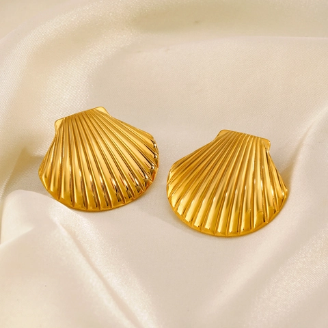 Shell Ohrringe 18K Vergoldeter Edelstahl Jakobsmuschel Form Poliertes Metall Gerippte Textur Modeschmuck Für Damen
