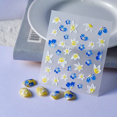 Adesivi Unghie Rilievo 5D Goffrato Motivo Floreale Blu Bianco Elegante Manicure DIY Decalcomanie Decorative