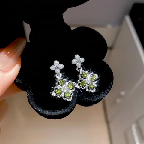 Clover Flower Dangle Earrings With 925 Sterling Silver Earring Post Green Zircon Faux Artificial Pearl Elegant Vintage Women Jewelry