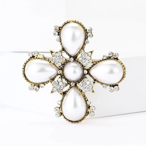 Spilla Con Künstliche Perle Barocche Vintage Elegante Strass Croce Fiore Pin Gioielli Per Le Donne Retro Lega Accessori Per Abbigliamento