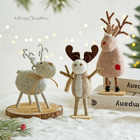 Weihnachts Rentier Ornamente Handgefertigte Wollfilz Rentierfiguren Mit Holzsockel Desktop Feiertagsdeko Nordischer Stil