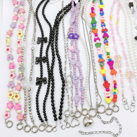 Chaîne De Lanière De Téléphone Bandoulière Künstliche Perles Acrylique Künstliche Perle Métal Papillon Coeur Charme Style Doux Coréen Accessoire Sac