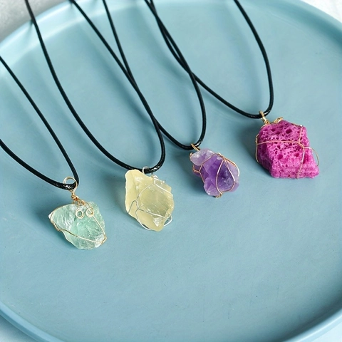 Collar Con Colgante De Piedra De Cristal Natural Joyas Curativas De Piedras Preciosas Envueltas En Alambre Hechas A Mano