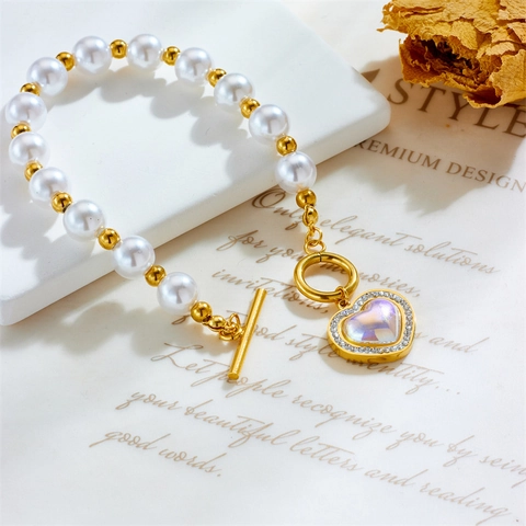 Vintage Artificial Pearl Beaded Bracelet With Heart Pendant Rhinestone Stainless Steel OT Buckle Fashion Jewelry For Women