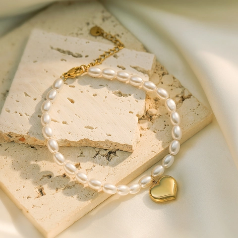 Heart Pendant Bracelets 18K Gold Plated Stainless Steel Imitation Artificial Pearl Elegant Jewelry For Women