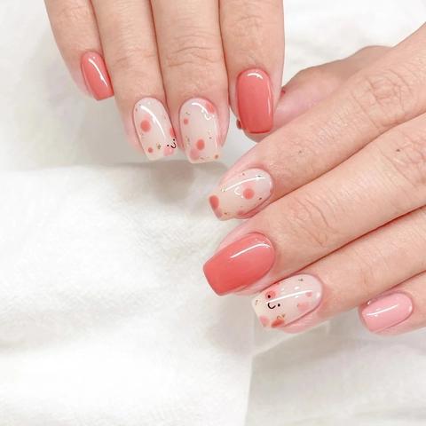 Press On Nails Short Square Round Peach Pink Polka Dots Smiley Face Resin Cute Sweet Glossy Manicure