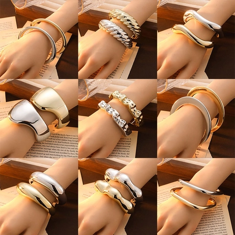 Bracciale Rigido Aperto CCB Galvanizzato Lucentezza Metallica Onda Irregolare Costine Gioielli Di Moda Minimalisti Per Donne