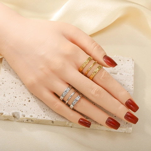 Vintage Dreischichtige Gehämmerte Offene Ring Titanstahl Galvanisiert Verstellbarer Fingerring Für Damen Mode Schmuck Geschenk