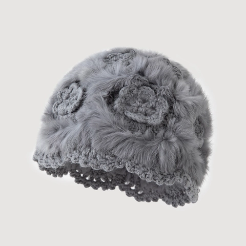 Bonnet en Tricot Fleuri Vintage pour Femmes Chaud et Épais en Peluche Chapeau Cloche Hiver Fausse Fourrure Protection des Oreilles