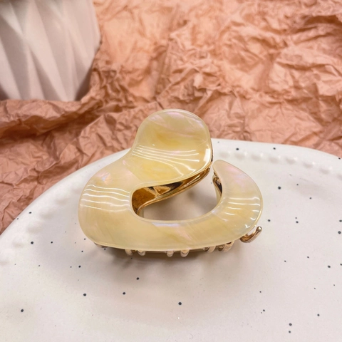 Pince À Cheveux En Acétate Forme Coeur Base Alliage Métallique Shark Clip Irrégulier Épingle À Cheveux Élégante Pour Femmes