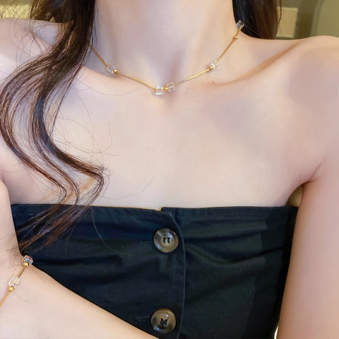 Collier Pendentif Cube En Cristal Irisé Géométrique Aurora Carré Acier Titane Chaîne Fine Bijoux Minimalistes Pour Femmes