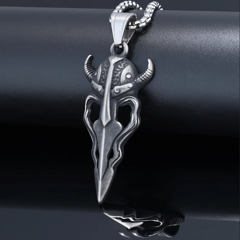 Viking Warrior Mask Pendant Necklace Stainless Steel Vintage Horned Demon Punk Gothic Jewelry For Men