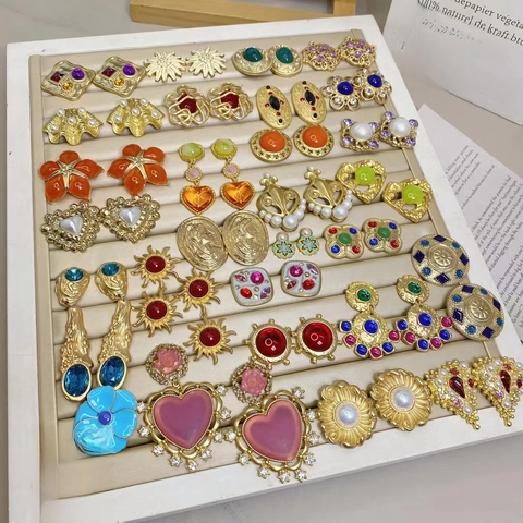 Vintage Retro Ohrringe Für Damen Hofstil Eleganter Schmuck Mit Silbernem Ohrstecker Kupferlegierung Emaille Künstliche Perle Strass