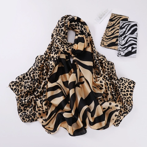 Écharpe Élégante en Polyester Imprimé Léopard et Zèbre pour Femme Châle Long Motif Animal Doux Imprimé Léger Respirant