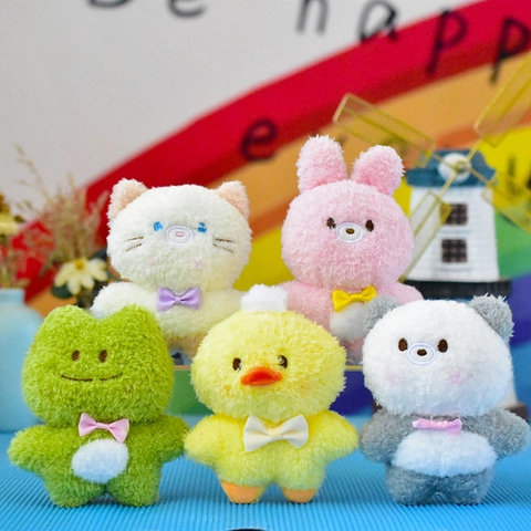 Porte-clés en Peluche Animal Mignon pour Femmes Filles Doux Lapin Chat Grenouille Ours Panda Pendentif de Sac Cadeau
