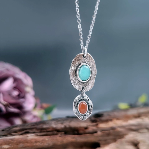 Bohemian Vintage Alloy Necklace Women With Double Layer Hammered Texture Pendant Synthetic Gemstone Ethnic Retro Style