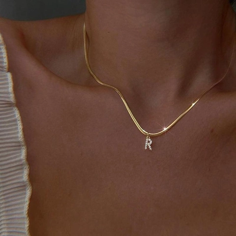 Collier Chaîne Serpent en Acier Inoxydable Plaqué Or Avec Pendentif Lettre Alphabet en Cuivre et Zircone Pour Femme Bijoux