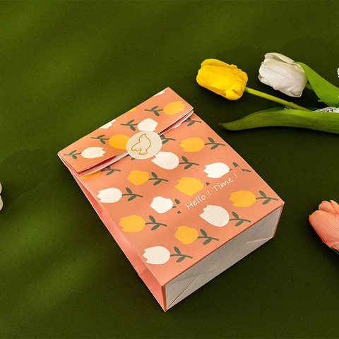 Florale Geschenktüten Weißes Kraftpapier Mit Aufklebern Tulpenmuster Ästhetische Verpackung Für Partys Geburtstage Hochzeiten