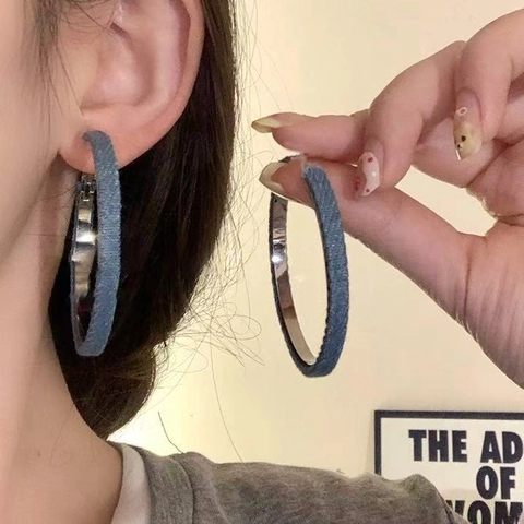 Grandi Orecchini A Cerchio In Tessuto Denim Con Perno In Argento Sterling 925 Cerchi Geometrici Tondi Blu Da Donna