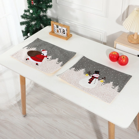 Christmas Placemats Santa Claus Snowman Embroidered Applique Dining Table Mats Imitation Linen Festive Holiday Decor