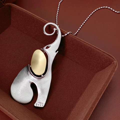 Abstrakte Elefant Anhänger Halskette Zweifarbig Gebürsteter Edelstahl Lange Perlenkette Künstlerischer Minimalistischer Schmuck