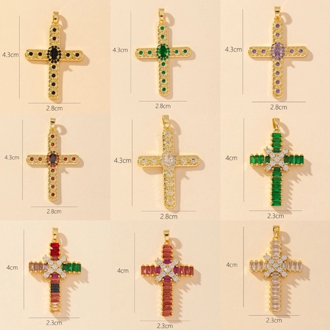 Ciondolo A Croce In Rame Placcato Oro Zircone Colorato Fascino A Cuore Gioielli Di Moda Religiosa Donne Stile Di Lusso Regalo Elegante