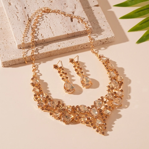 Elegant Alloy Rhinestone Necklace And Earrings Water Drop V-Shaped Sparkling Formal Wedding Party Accessories For Women