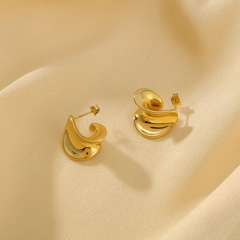 Twisted Geometric Hoop Earrings Stainless Steel 18K Gold Plated Glossy Mirror Finish Small Design Jewelry For Women