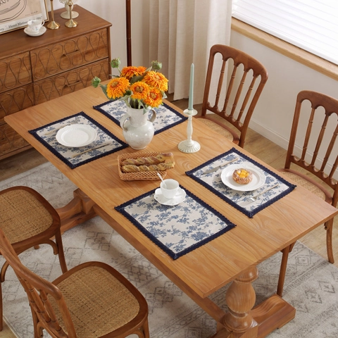 Nordic Minimalist Rectangular Cotton Polyester Placemat With Lace Edge Blue Floral Heat Insulating Table Mat For Dining Room