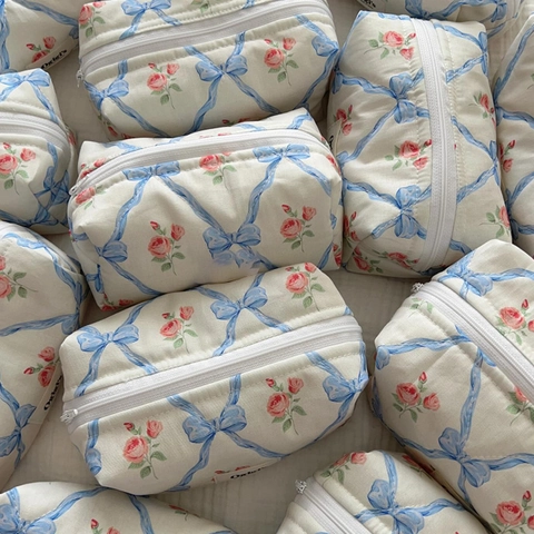 Bolsa De Maquillaje De Tela Acolchada Gran Capacidad Neceser De Viaje Estampado Floral Con Lazo Dulce Organizador Para Mujeres