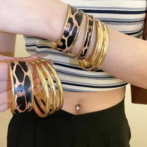 Leopard Muster Leder Inlay Armband Vergoldete Legierung Offene Manschette Minimalistischer Armreif Vintage Böhmischer Schmuck