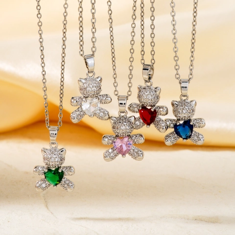 Fashion Commuting Stainless Steel Teddy Bear Heart Zirconia Pendant Necklace Multicolor Rhinestone Clavicle Chain Jewelry