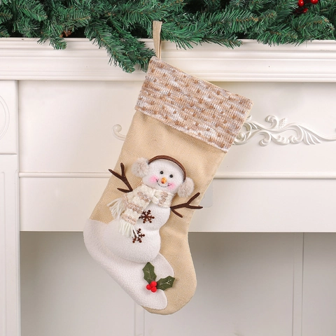 Kerstsokken Cadeautassen Linnen Brei Met 3D Sneeuwpop Oorbeschermers Sjaal Ruit Strepen Rustieke Open Haard Decoratie