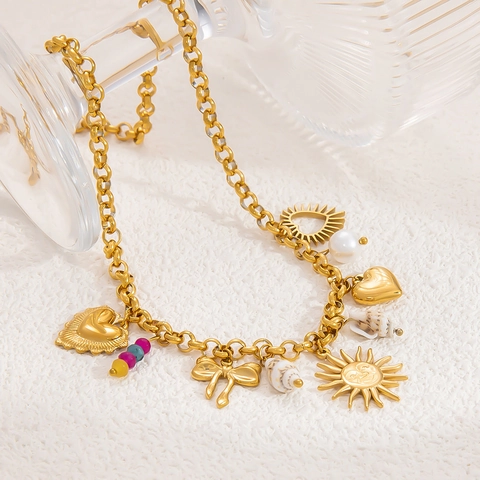 Collana Con Ciondoli Acciaio Inossidabile Placcato Oro 18K Cuore Sole Conchiglia Perla Artificial Perline Colorate Stile Boho Per Donna