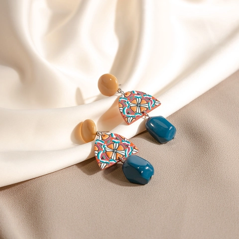 Bohemian Retro Acrylic Geometric Drop Earrings With Titanium Alloy Earring Post Long Contrast Color Dangle For Women