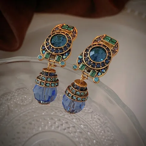 Vintage Baroque Blue Crystal Water Drop Κλιπ Σκουλαρίκια Κράμα Στρας Πολυτελή Ρετρό Κοσμήματα Σε Στυλ Παλατιού Για Γυναίκες
