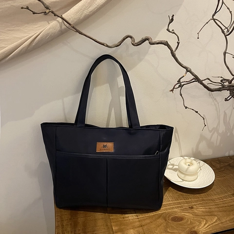 Damen Tote Bag Große Kapazität Nylon Leicht Mehrere Taschen Schultertasche Lässig Pendeln Vielseitig