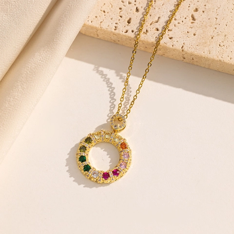 Fashion Titanium Steel Colorful Rhinestone Donut Pendant Necklace Gold Plated Geometric Round Charm Clavicle Chain For Women