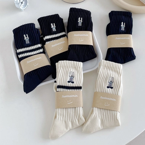 Women Mid-Calf Socks Cotton Knit Embroidered Rabbit Cartoon Striped Pattern Ribbed Casual Breathable Soft Autumn Winter