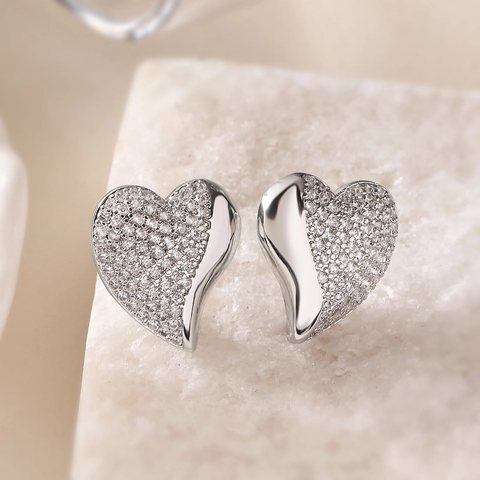 Orecchini A Lobo Cuore Rame Placcato Oro 18K Zircone Pavé Micro Intarsiato Gioielli Moda Lusso Per Donne