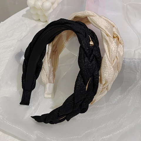 Diadema De Tela Trenzada Con Cadena De Corazón De Aleación Diadema Antideslizante Para Mujer Estilo Coreano Elegante Y Dulce