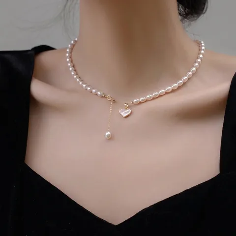 Elegante Halskette Aus Natürlichen Süßwasserperlen Mit Herz-Perlmutt-Anhänger Vergoldet Modeschmuck Für Damen