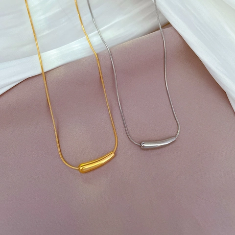 Minimalist Curved Bar Pendant Necklace Titanium Steel Snake Bone Chain Clavicle Jewelry For Women