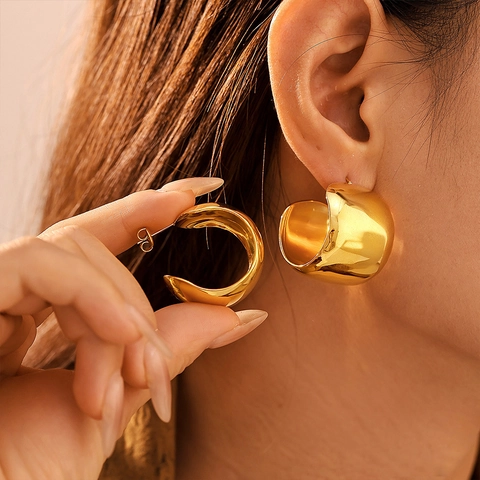 Mode Edelstahl C-Form Glatte Glänzende Creolen Für Damen PVD Vergoldet Minimalistische Große Geometrische Schmuck