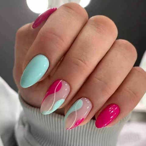 Unas Postizas Almendradas Con Lineas Abstractas De Colores Unas Artificiales Removibles Para Manicura Mujer