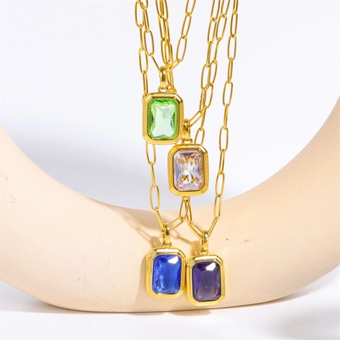 Collier Pendentif Zircon Rectangle En Acier Inoxydable Chaîne Trombone Plaqué Or 18K Bijoux Géométriques Élégants Pour Femmes