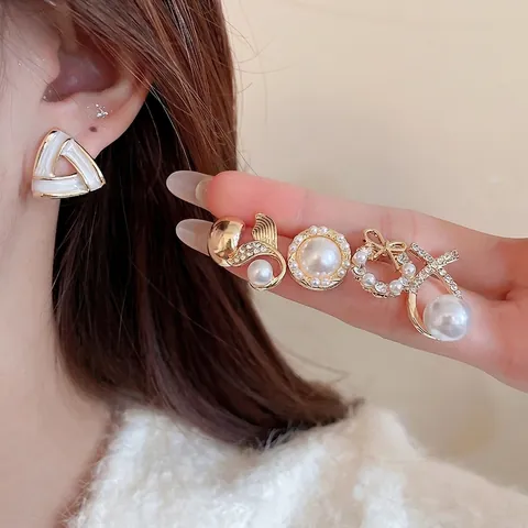 Alloy Imitation Artificial Pearl Stud Earrings With Silver Earring Post Rhinestone Geometric Heart Flower Women Vintage Luxury Jewelry