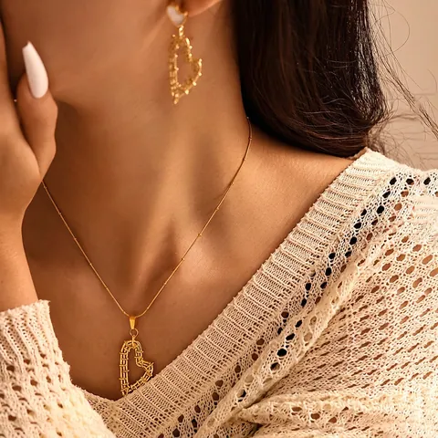 Französischer Stil Edelstahl Herz Schmuckset Für Damen PVD Vergoldet Hohl Gewebt Muschel Halskette Ohrringe Set