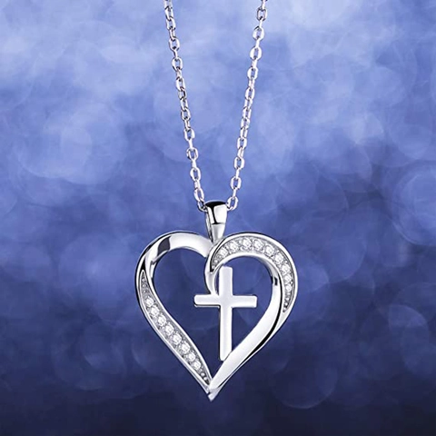 Collar Con Colgante De Corazón Y Cruz Cobre Circonita Cúbica Pavimentada Hueco Elegante Joyería De Moda Para Mujeres